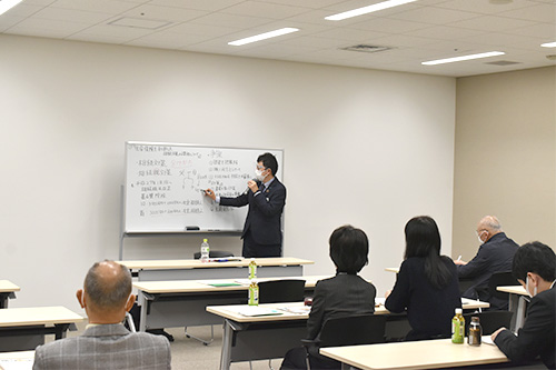 「セミナーの様子」