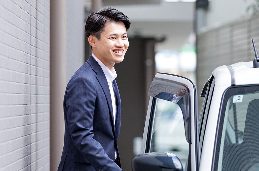 総合営業グループ 三宅さん - 経済学部卒 2018年入社